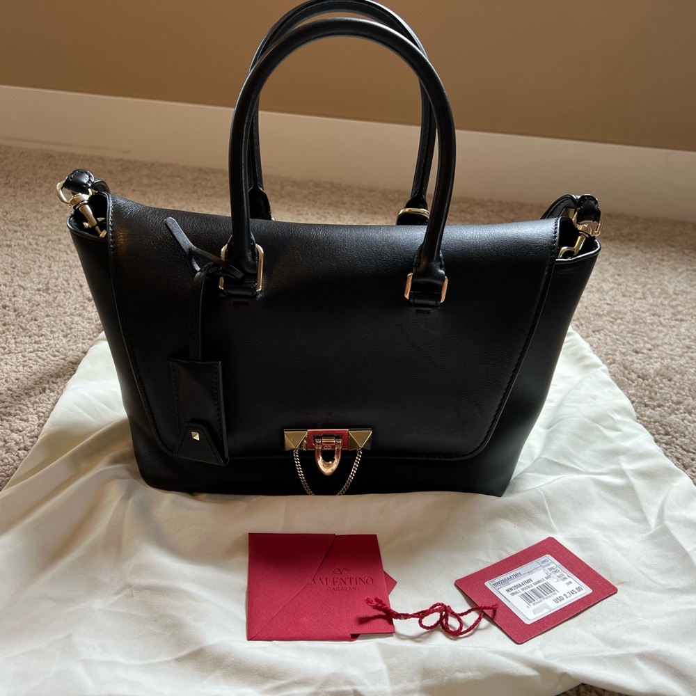Authentic Beautiful Valentino double handle bag